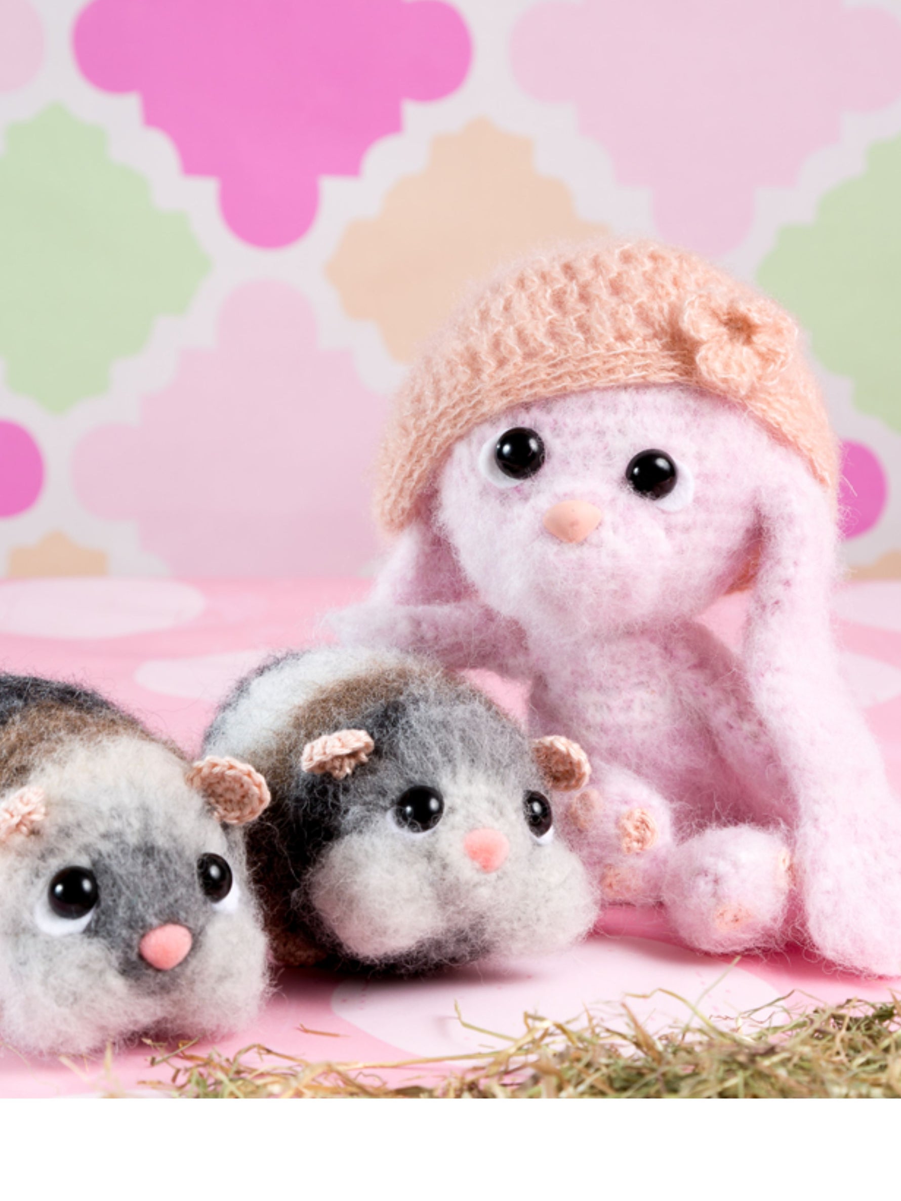 Pluis konijn met hamsters
