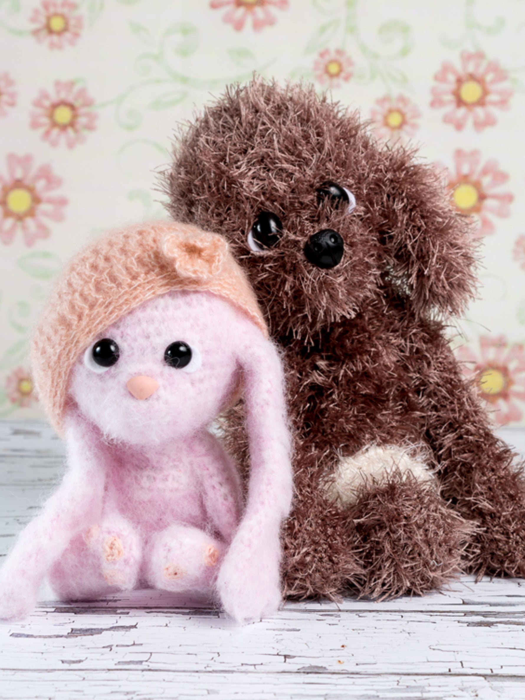 Pluis konijn met hond